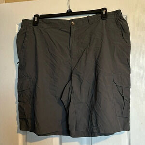 Columbia GRT mens dark grey 10” inseam shorts size XL